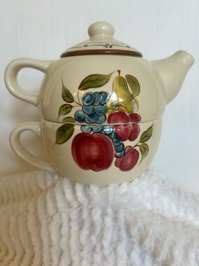 Home “Around the Orchard” Stackable Ceramic Teapot for One